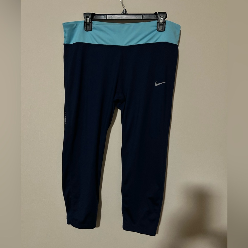 Nike Dri-Fit Capris Leggings - Size 1X